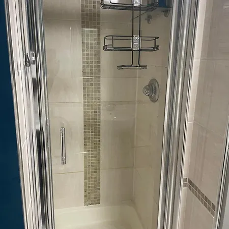 منزل للإقامة Away From ليدز